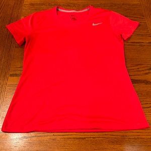 Women’s Nike dry fit t-shirt, size medium